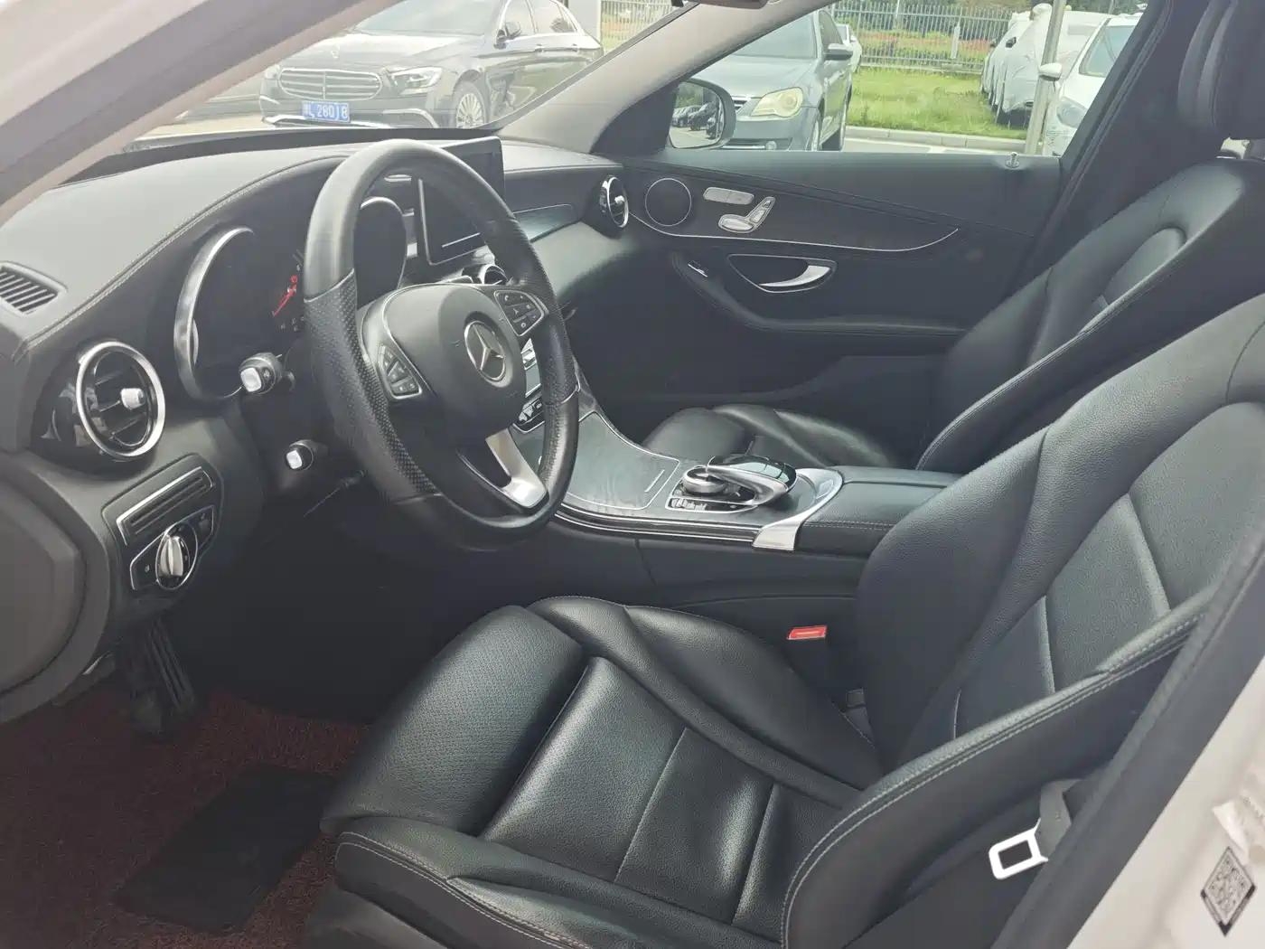 Mercedes-Benz C-Class 2016 C 200 L Sport фото 9