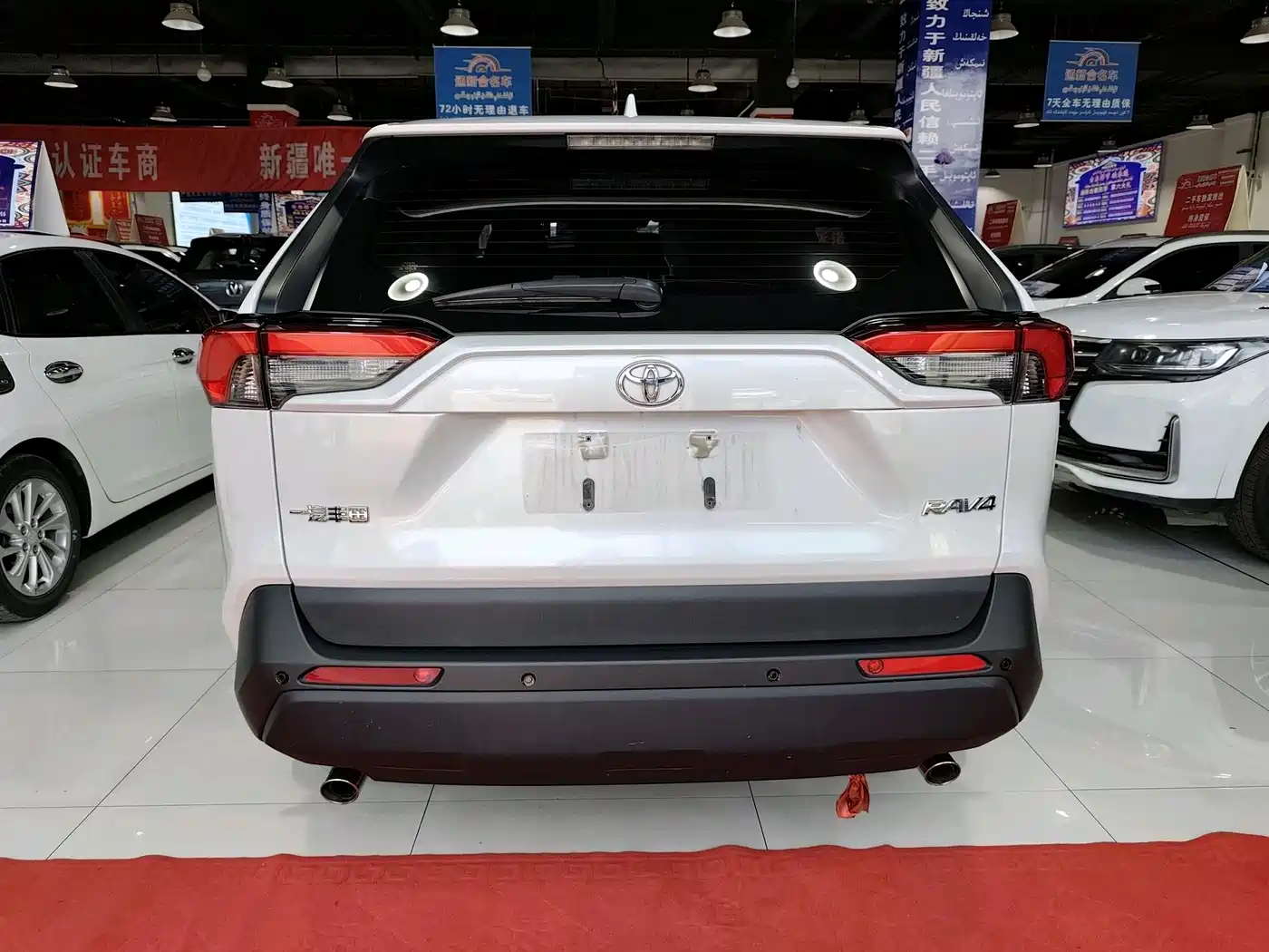 Toyota RAV4 Rongfang 2022 2.0L CVT 2WD Urban Edition фото 8