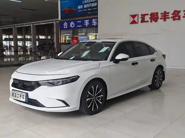 Honda Integra 240TURBO CVT, Люкс