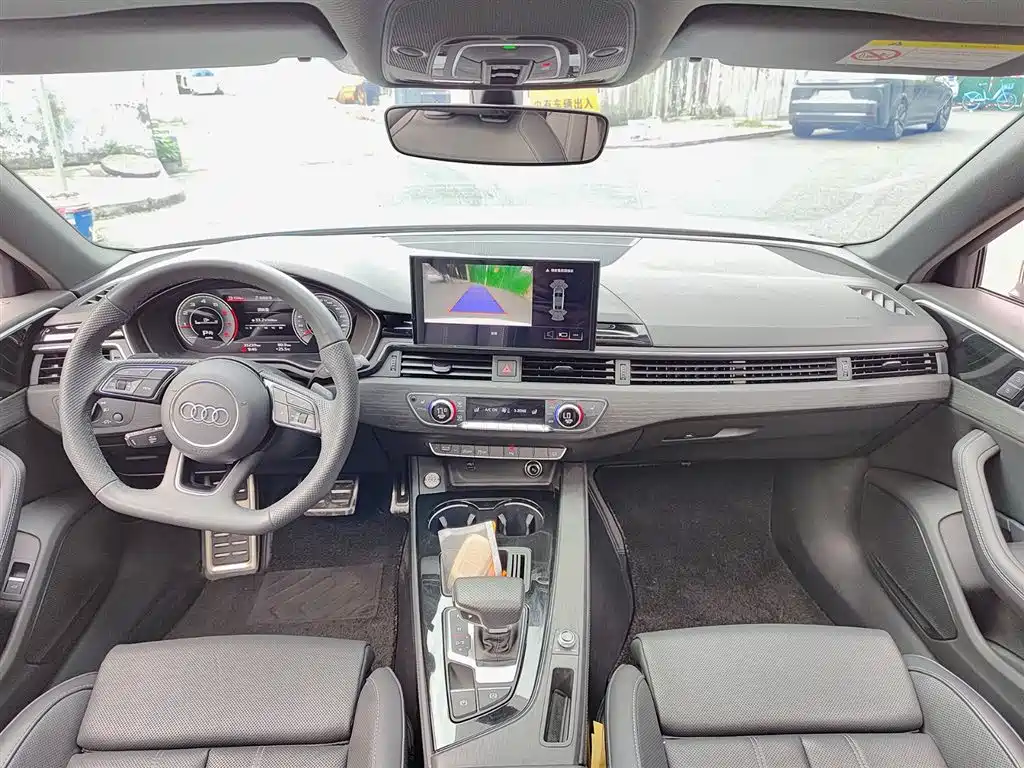 Audi A4L 2023 40 TFSI Luxury Sport фото 10