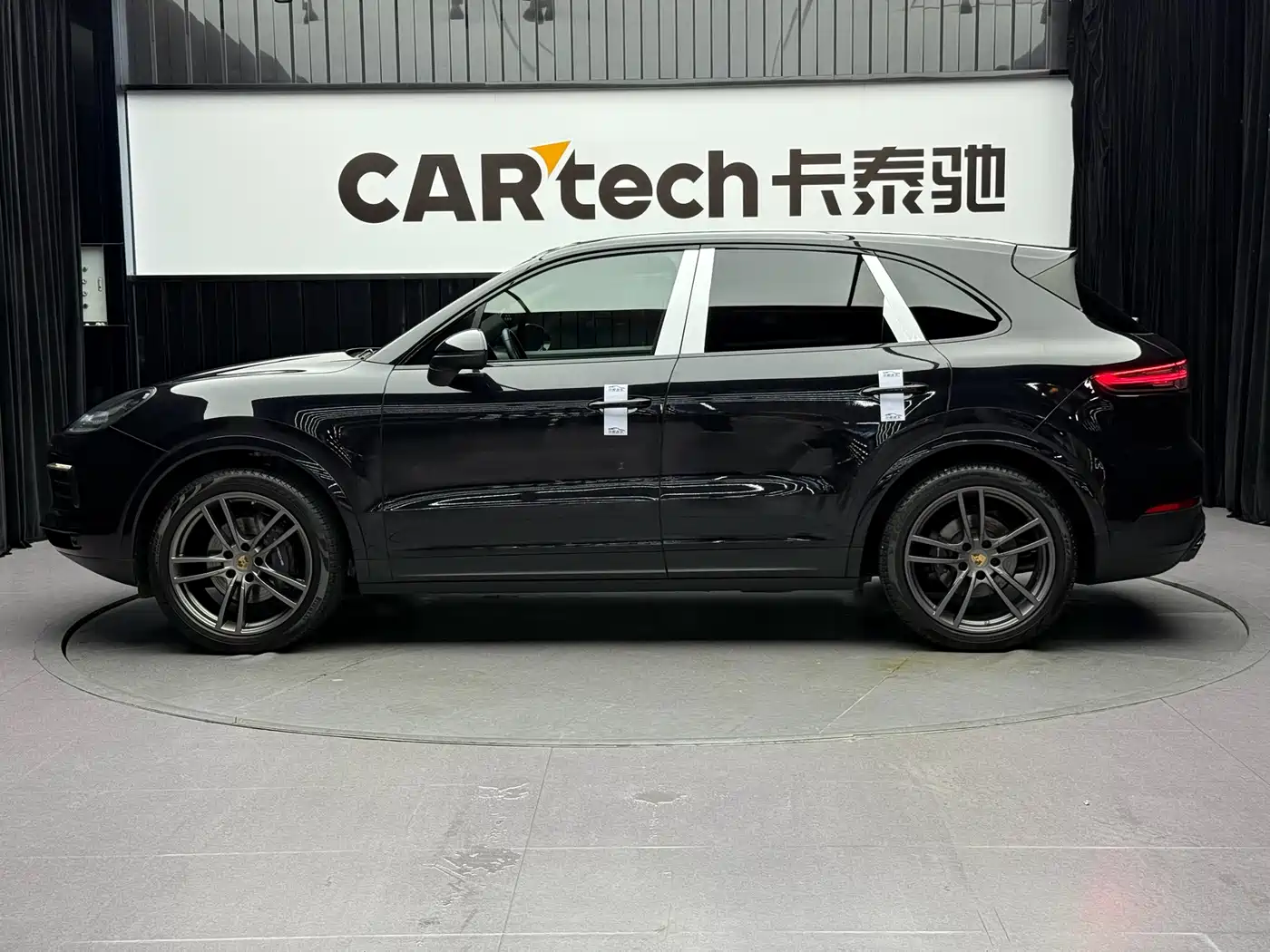 Porsche Cayenne 2019 Cayenne 3.0T фото 2