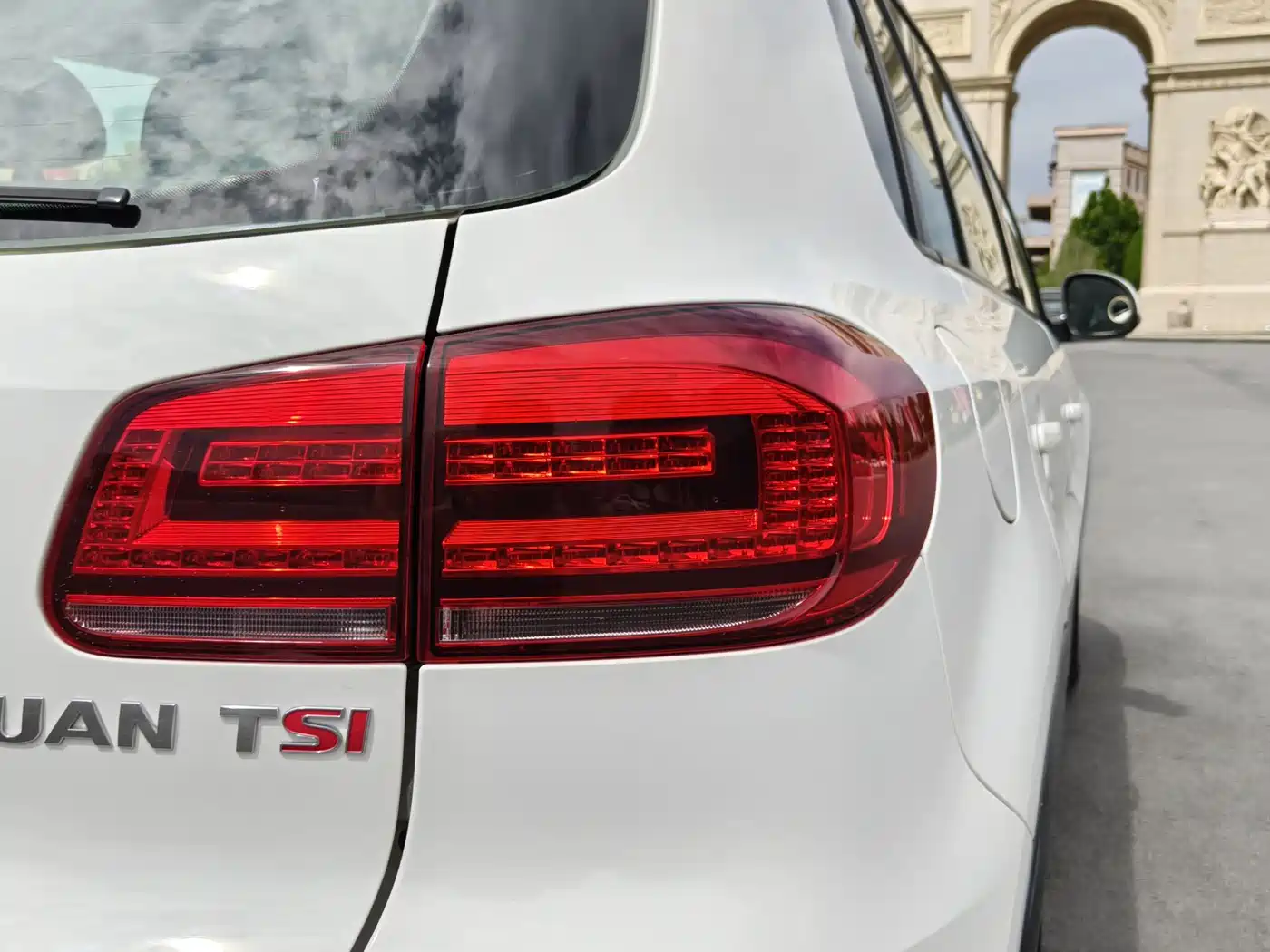 Volkswagen Tiguan 2015 1.8TSI Automatic 2WD Trendline фото 6