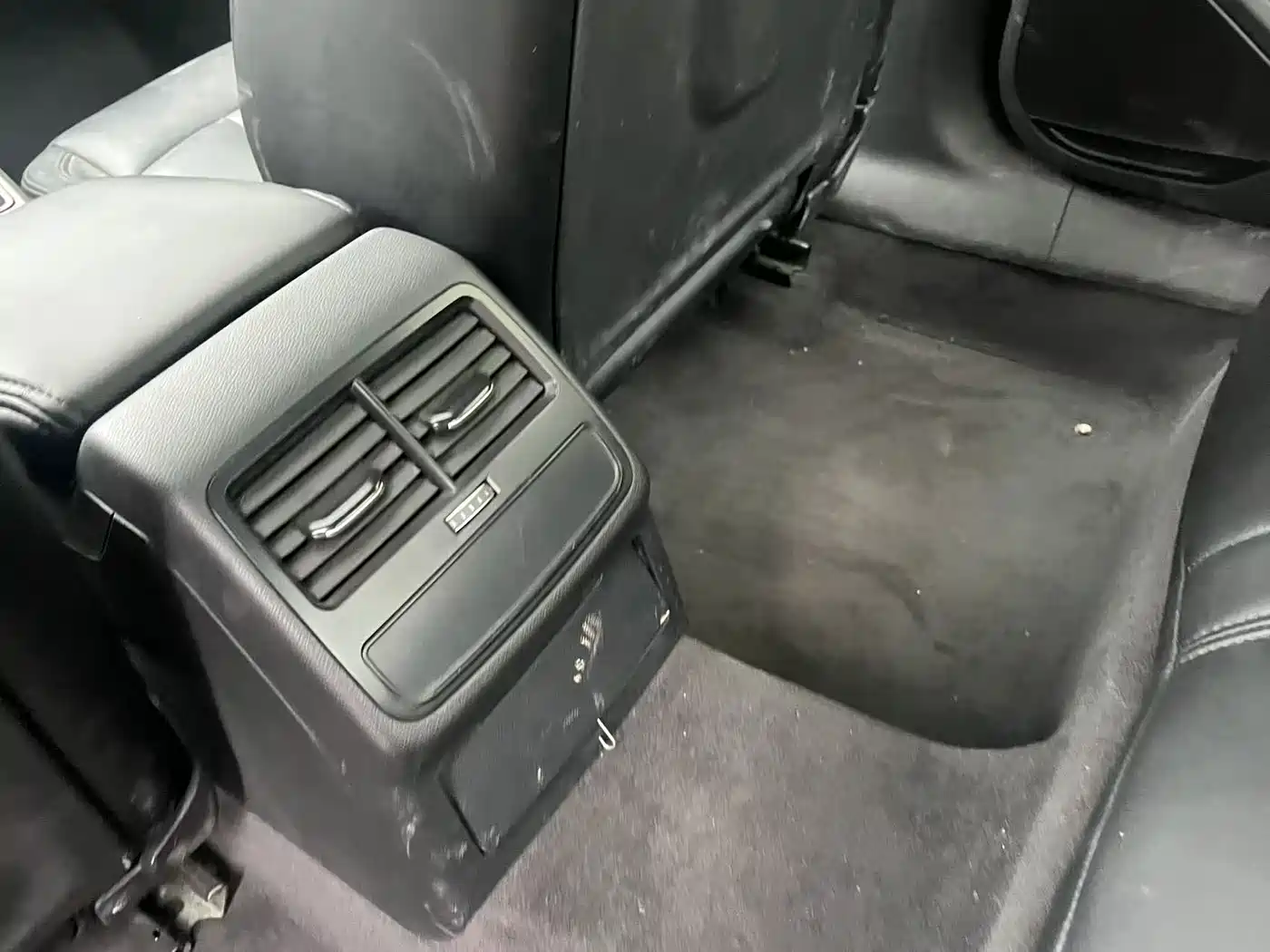 Audi A4L 2017 40 TFSI Progressive фото 10