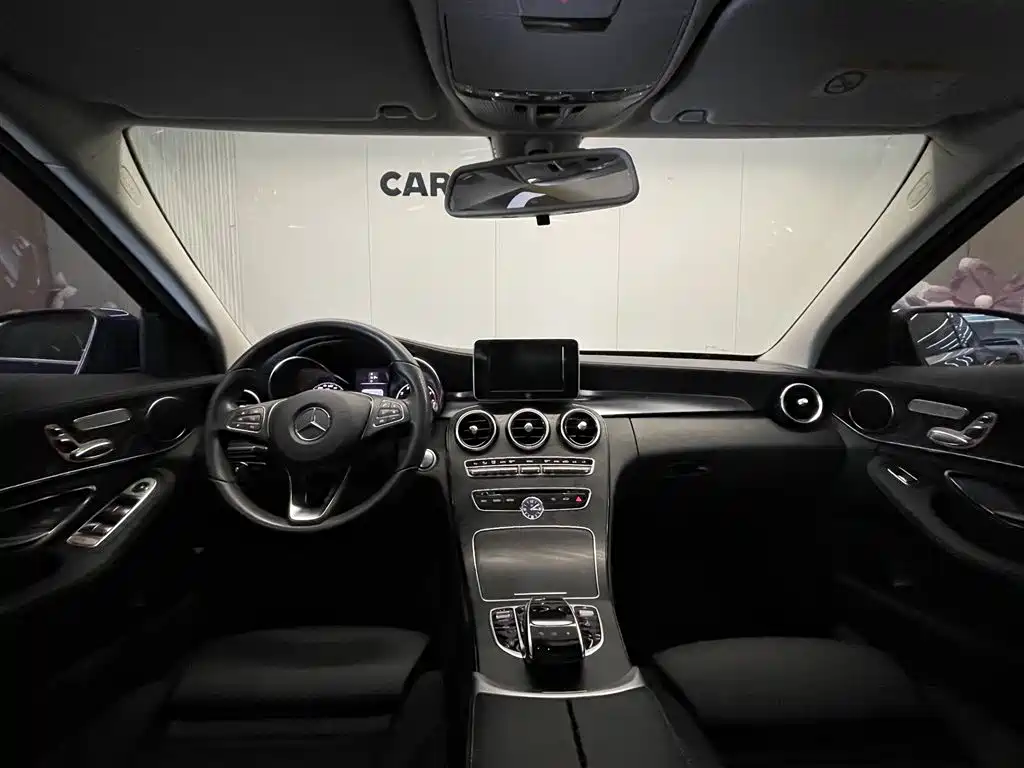 Mercedes-Benz C-Class 2016 C 200 L Sport фото 12