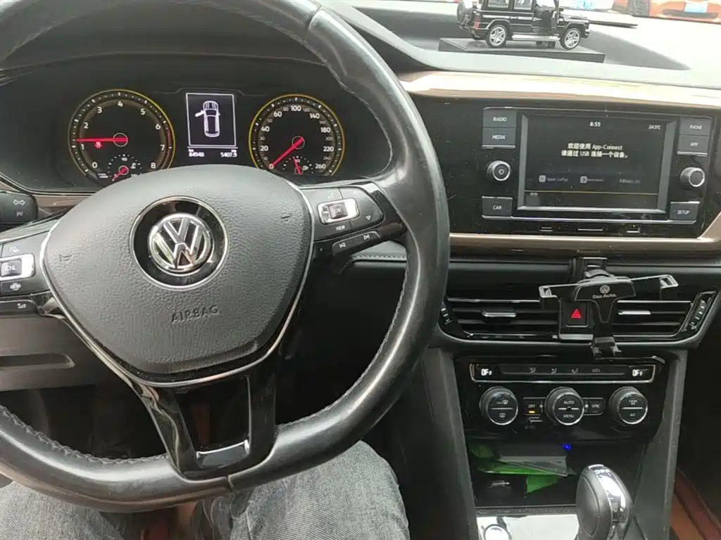 Volkswagen Tharu 2020 280TSI 2WD Comfort Edition China VI фото 10