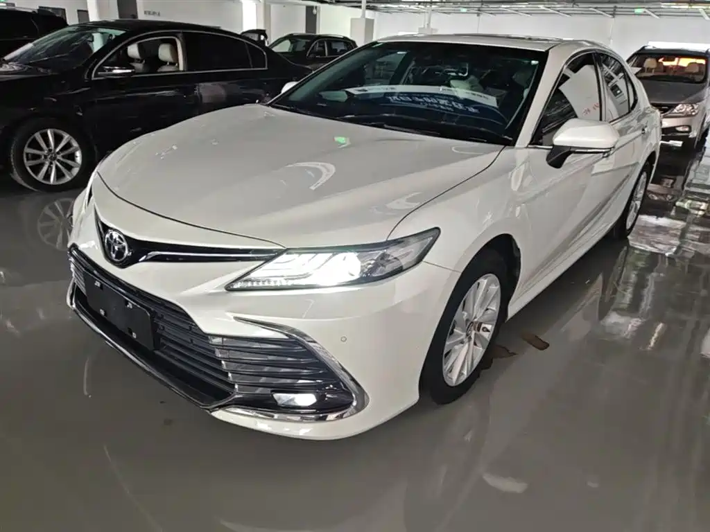 Toyota Camry 2021 2.0G Luxury Edition