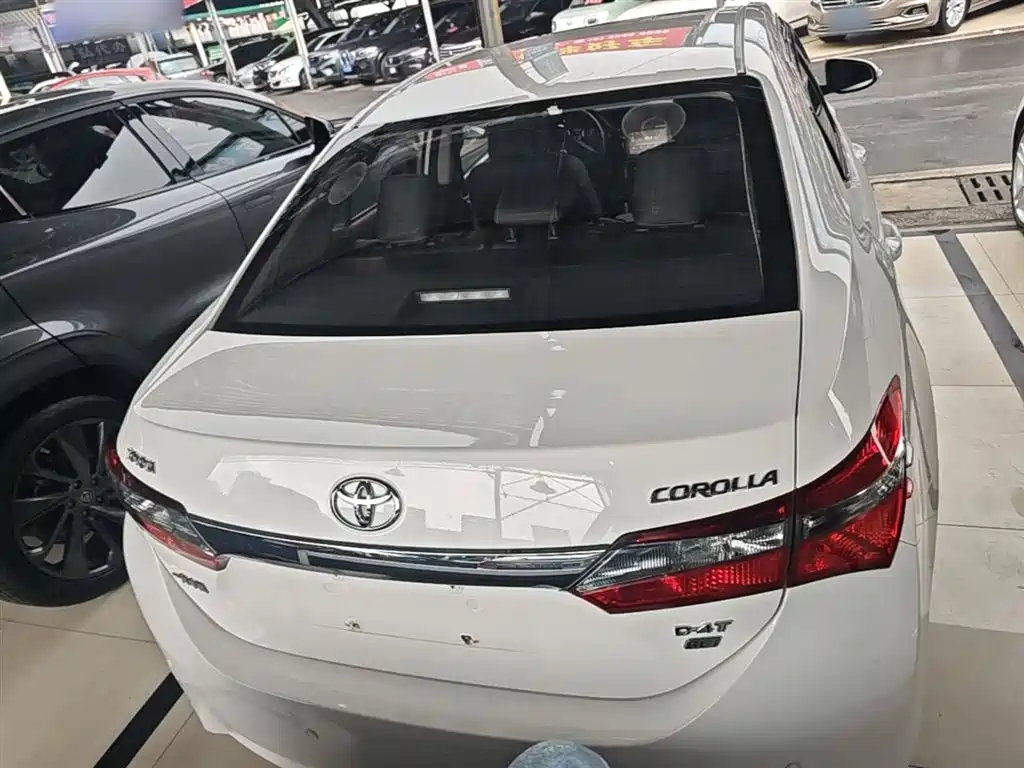 Toyota Corolla 2017 Facelift 1.2T S-CVT GL-i фото 4