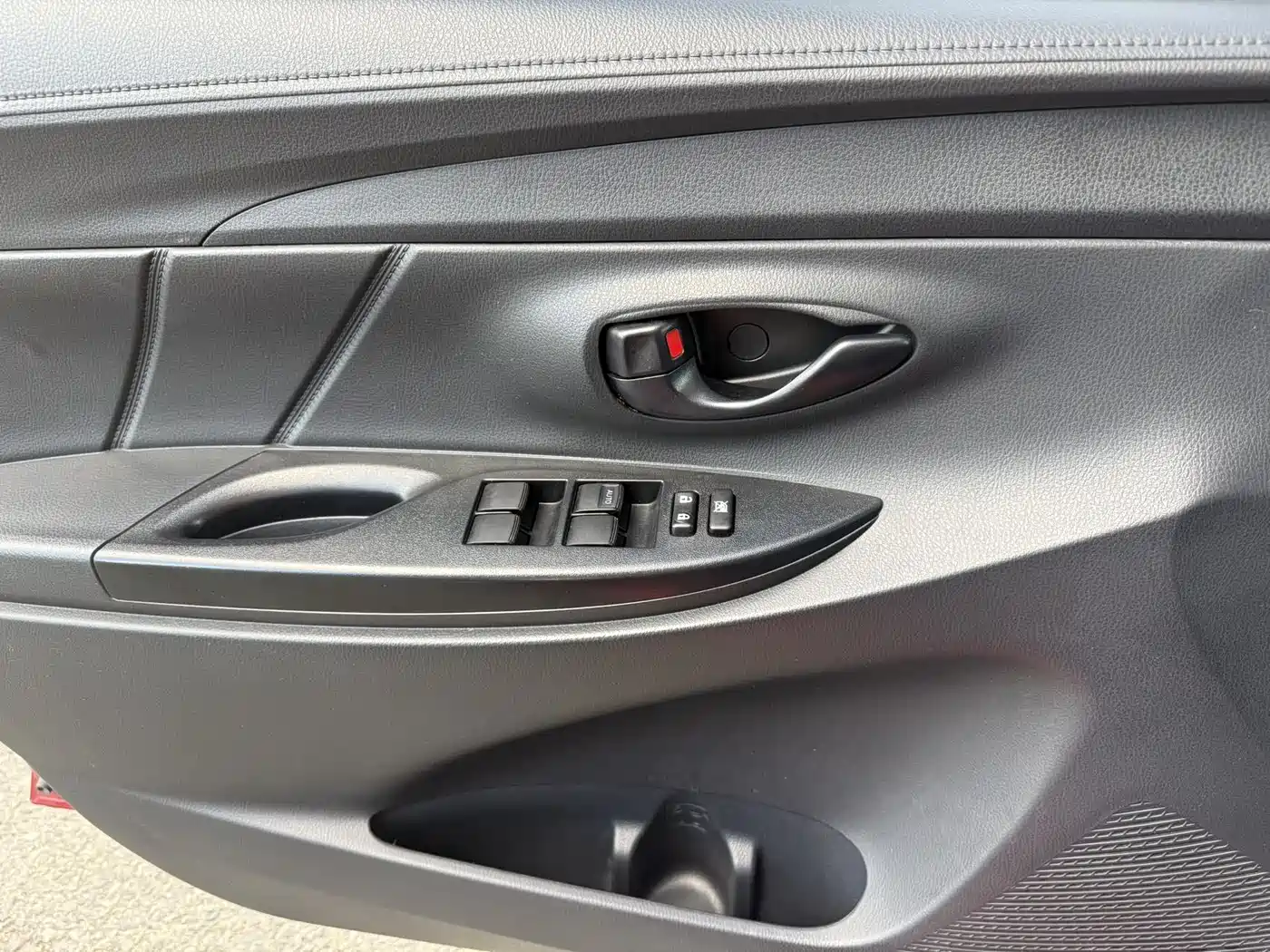Toyota YARiS L Zhi Xuan 2022 Zhi Xuan X 1.5L CVT Leading PLUS Edition фото 4