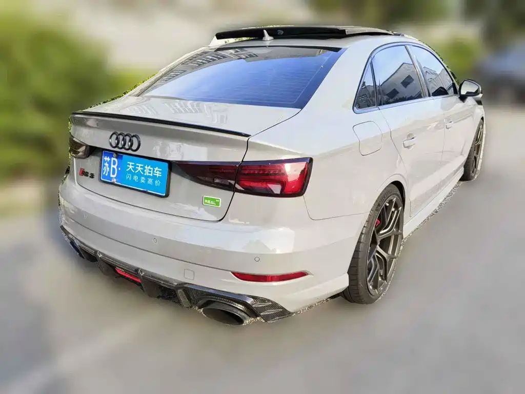 2019 Audi RS 3