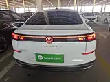 Photo 6 - Volkswagen Lamando