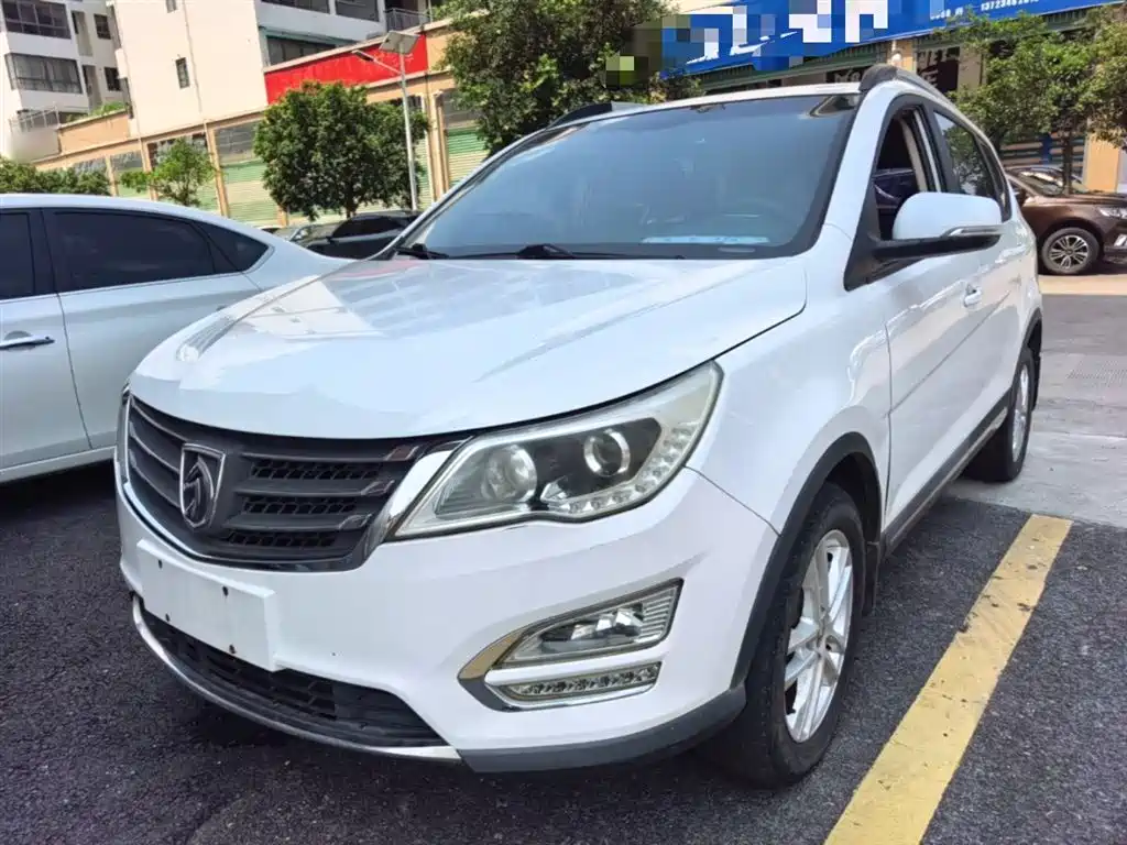 Baojun 560 2016 2015 1.8L Manual Comfort