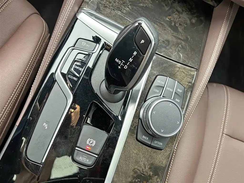 BMW 5 Series 2019 Facelift 525Li M Sport Package фото 17