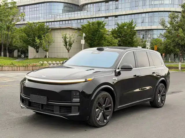 Li Auto Li Xiang L9 2023