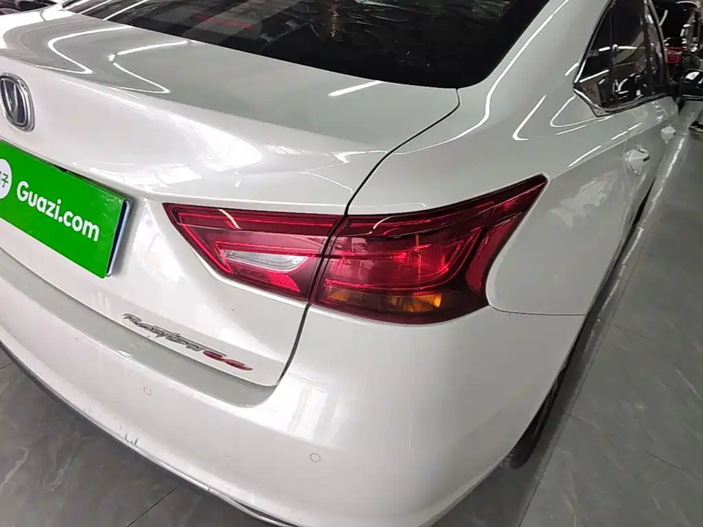 Changan Raeton CC 2018 2018 1.5T Auto Premium Class China V