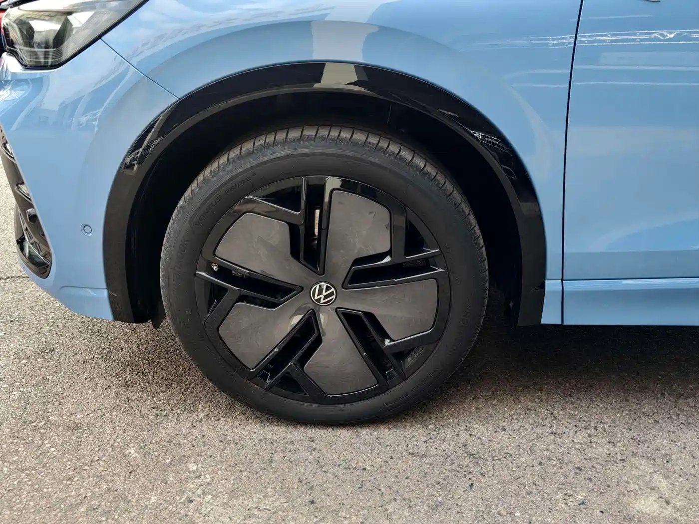Volkswagen Tiguan L 2024 PRO 380TSI 4WD R-Line Premium Edition фото 6