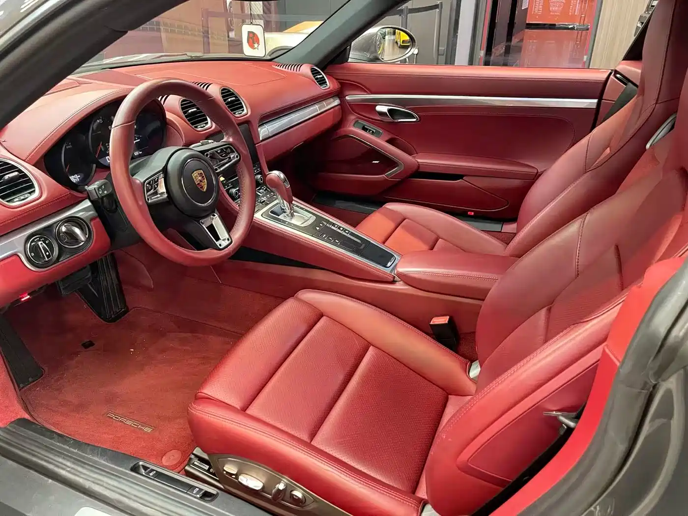 Porsche 718 2020 Cayman 2.0T фото 7