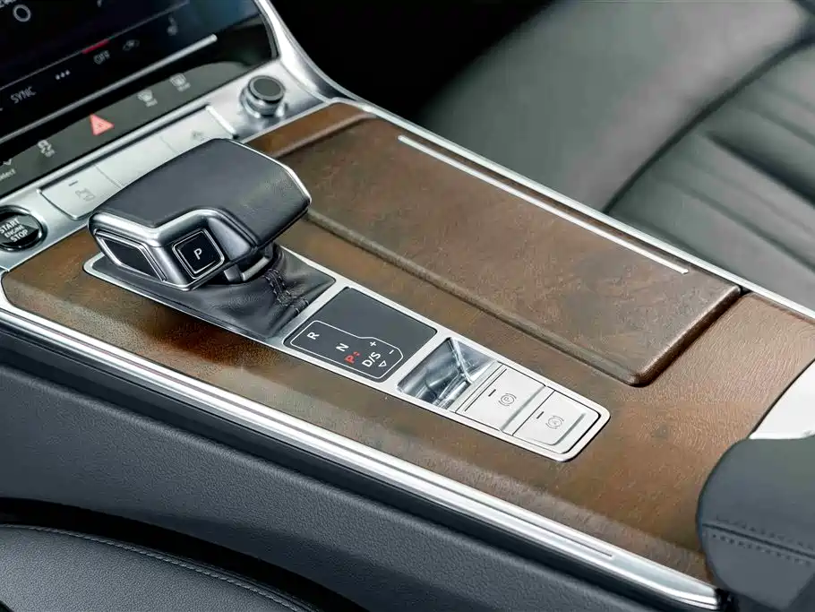 Audi A6 (Import) 2021 allroad quattro Explorer 55 TFSI Premium Off-road фото 11