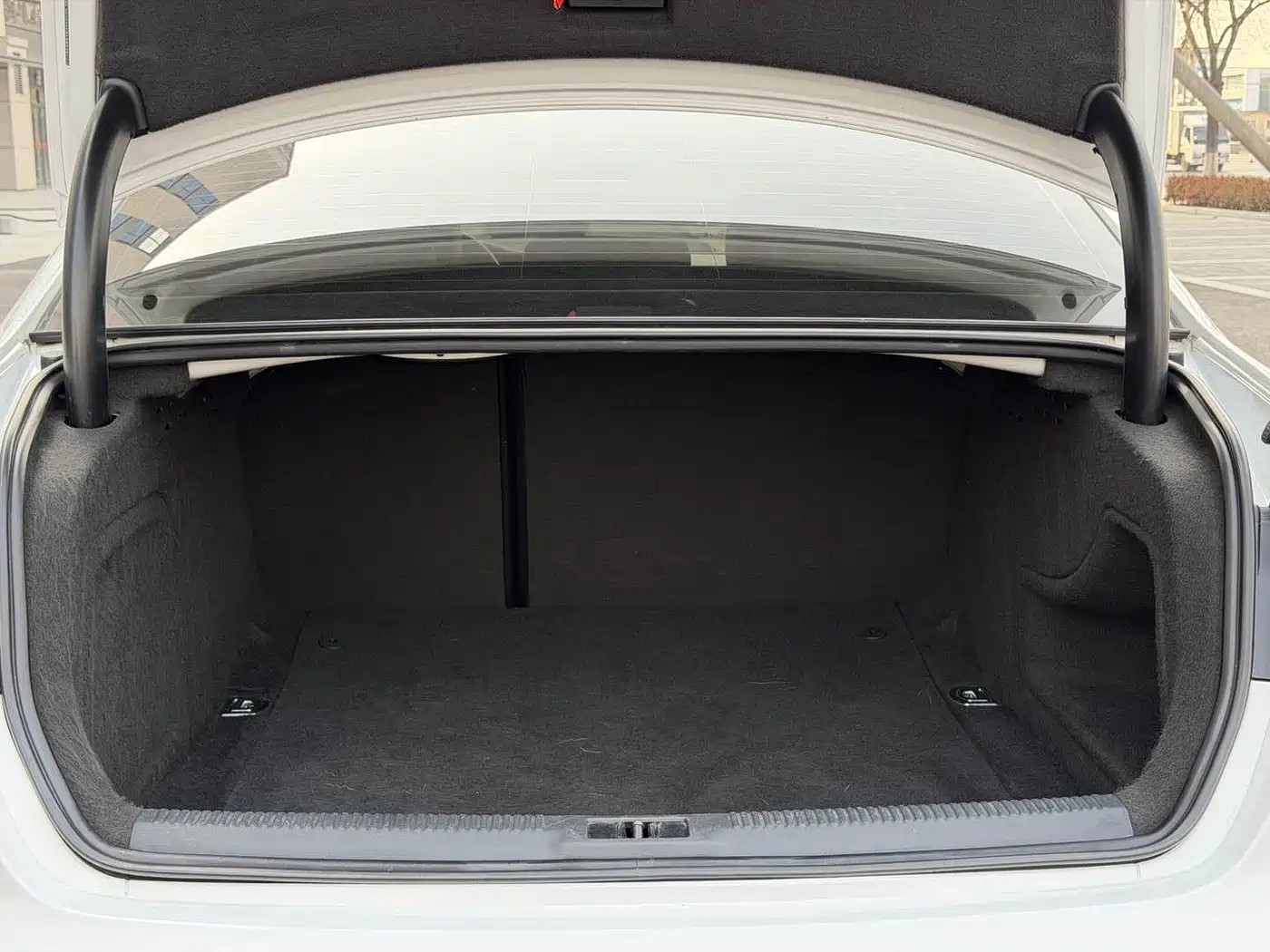 Audi A4L 2013 35 TFSI Automatic Standard фото 15