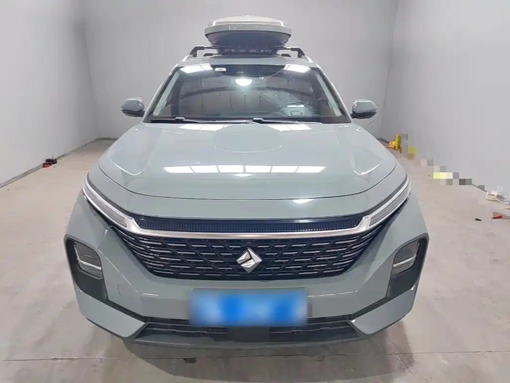 Baojun Valli 2021 2021 1.5T Nagqu Starry Sky CVT Flagship Model