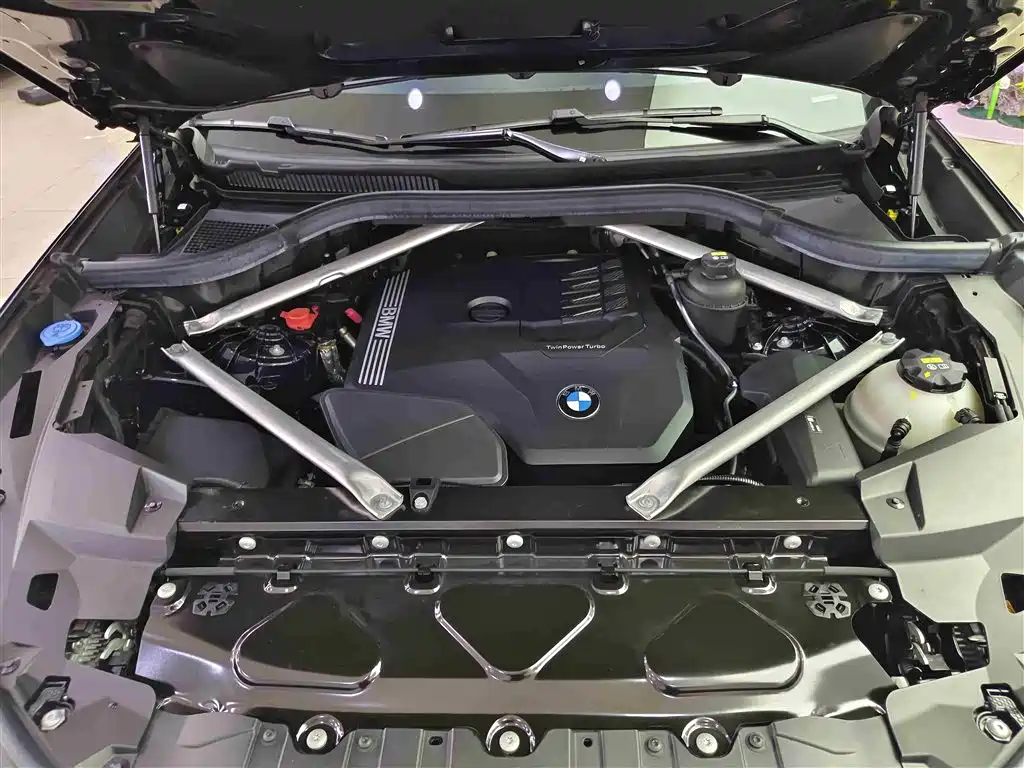 BMW X5 2022 xDrive 30Li Premium M Sport Package фото 16