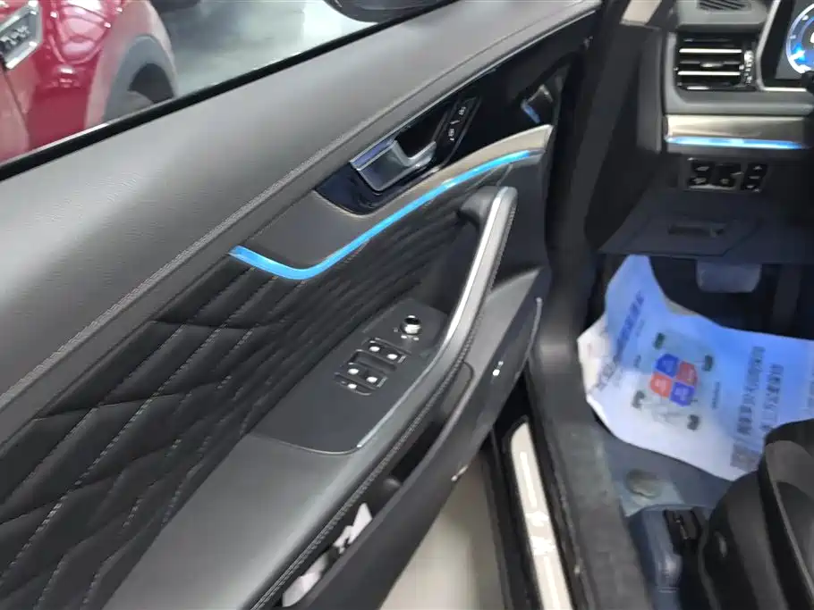 Hongqi HS5 2022 2.0T Smart Connect Premium Edition фото 7