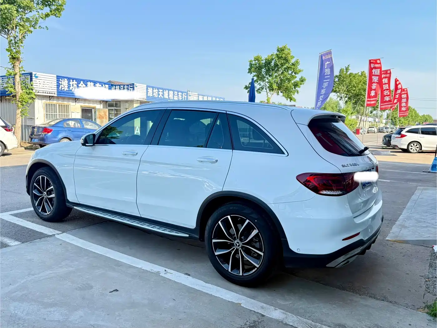 MERCEDES-BENZ GLC