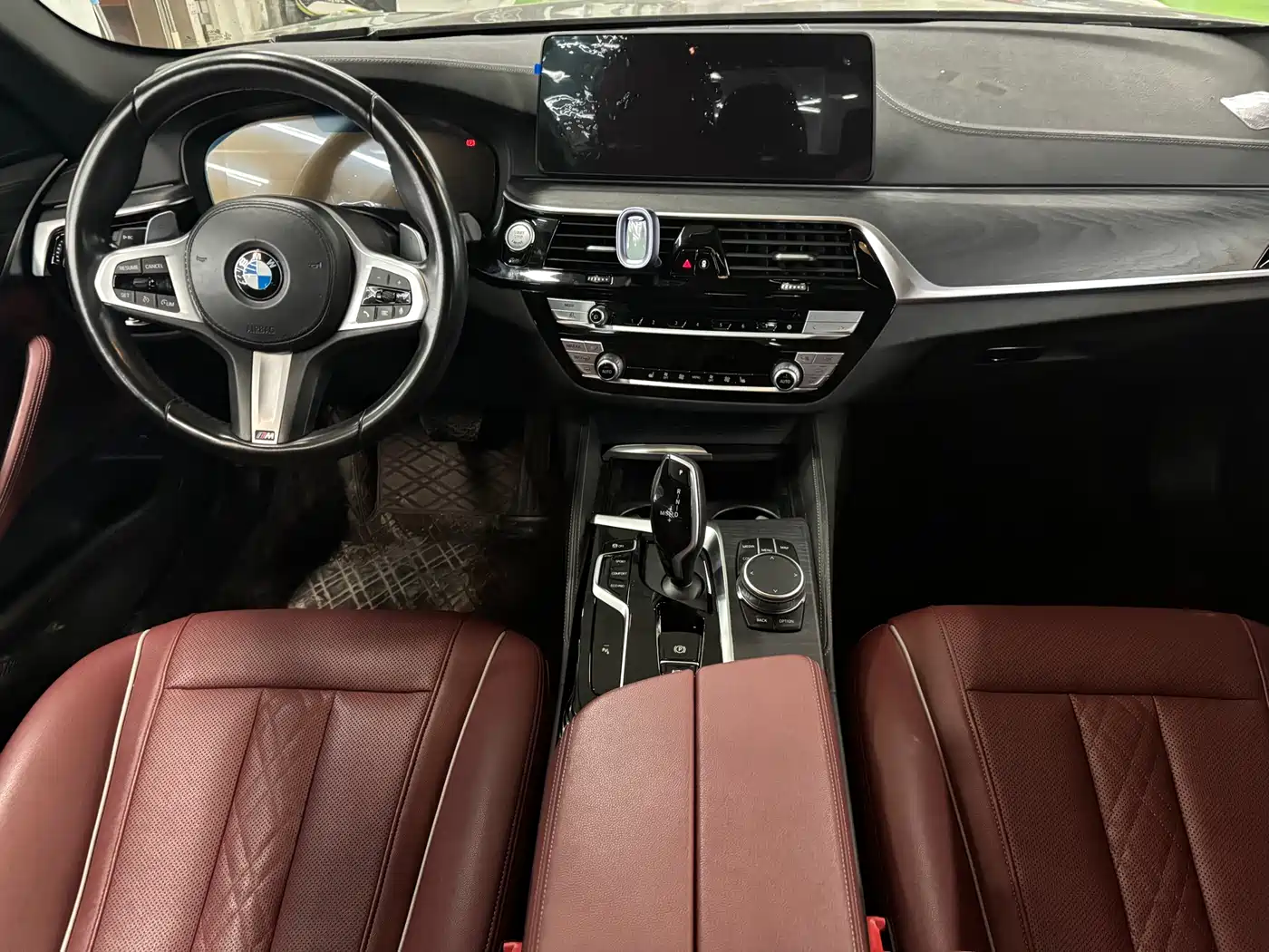 BMW 5 Series 2022 Facelift 530Li Leading M Sport Package фото 10
