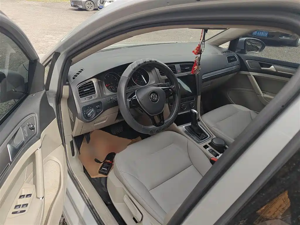 Volkswagen Golf 2015 1.4TSI Automatic Comfort фото 16