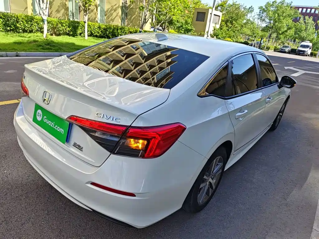 Honda Civic 2022 240TURBO CVT Sport Edition 5