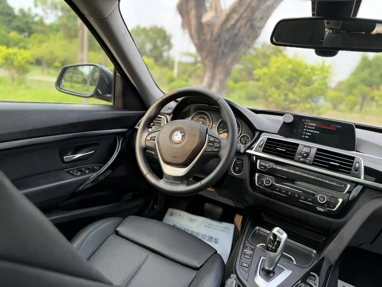 BMW 3 Series GT 2019 320i Fashion Model фото 19