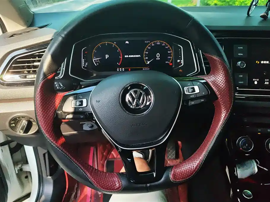 Volkswagen T-ROC 2019 280TSI DSG 2WD Comfort Version China VI фото 15