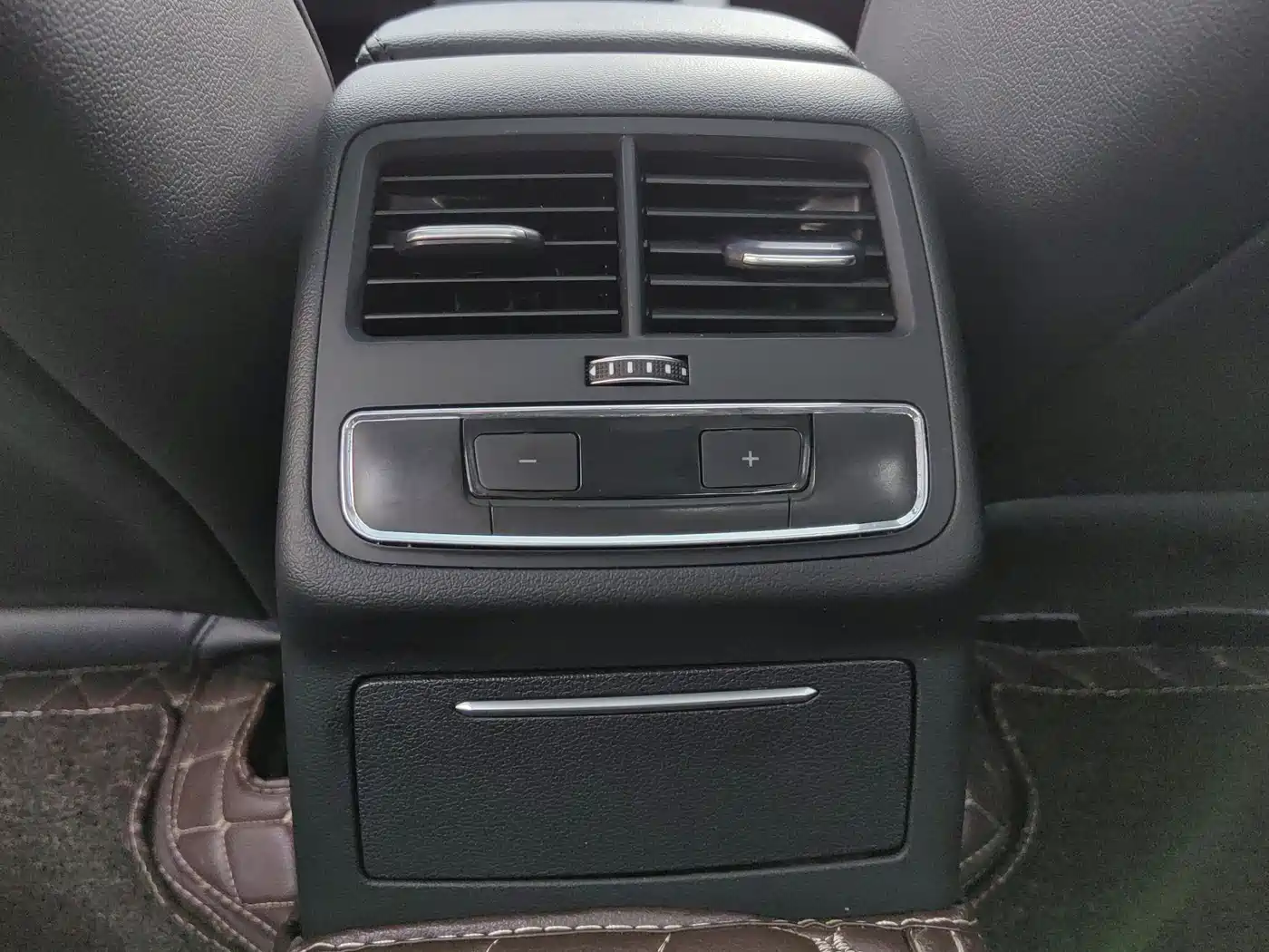Audi A4L 2019 40 TFSI Progressive (China VI) фото 25