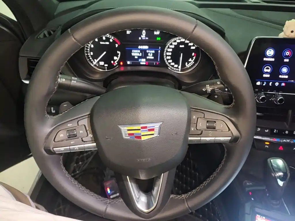 Cadillac CT4 2023 2023 25T Luxury Model