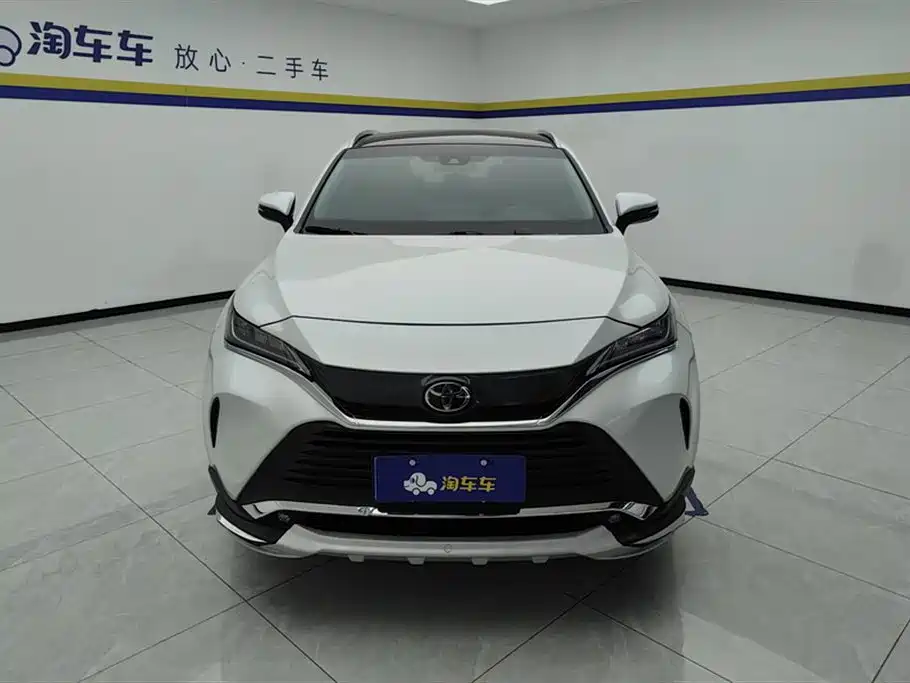 Toyota Lingfang HARRIER 2022 2.0L CVT 2WD Progressive Edition фото 2