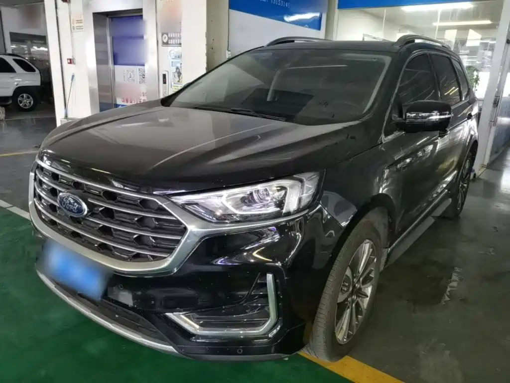 Фото 2 - Ford Edge