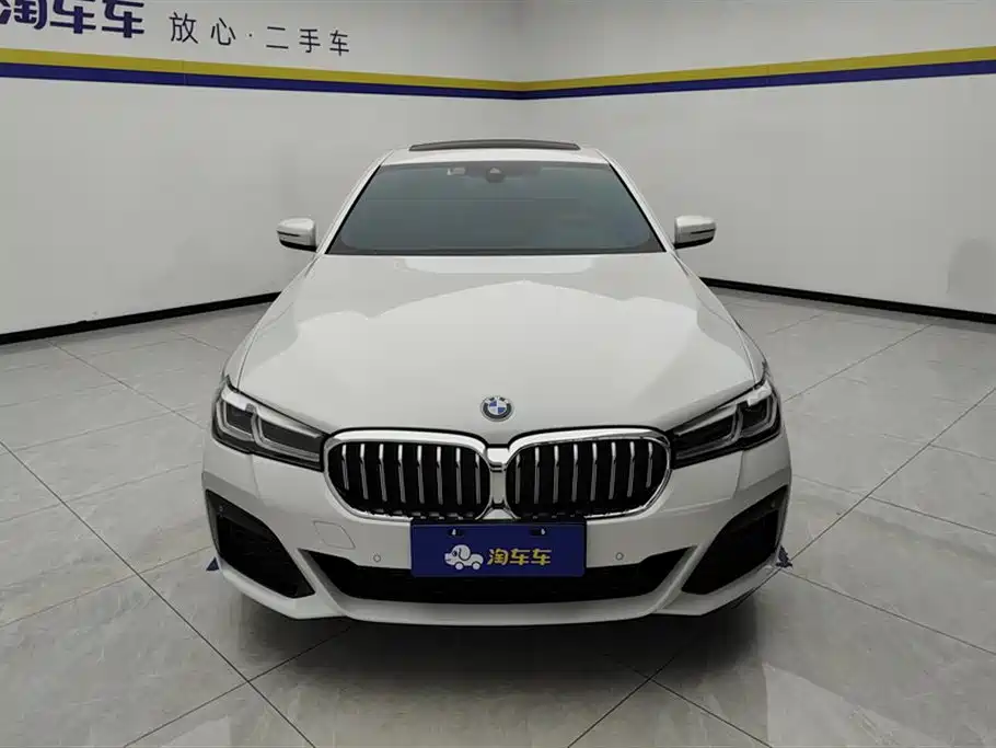 BMW 5 Series 2022 Model Second Facelift 525Li M Sport Package фото 2