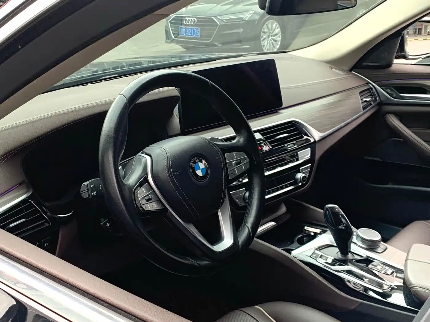 BMW 5 Series 2021 530Li Leading Luxury Package фото 4