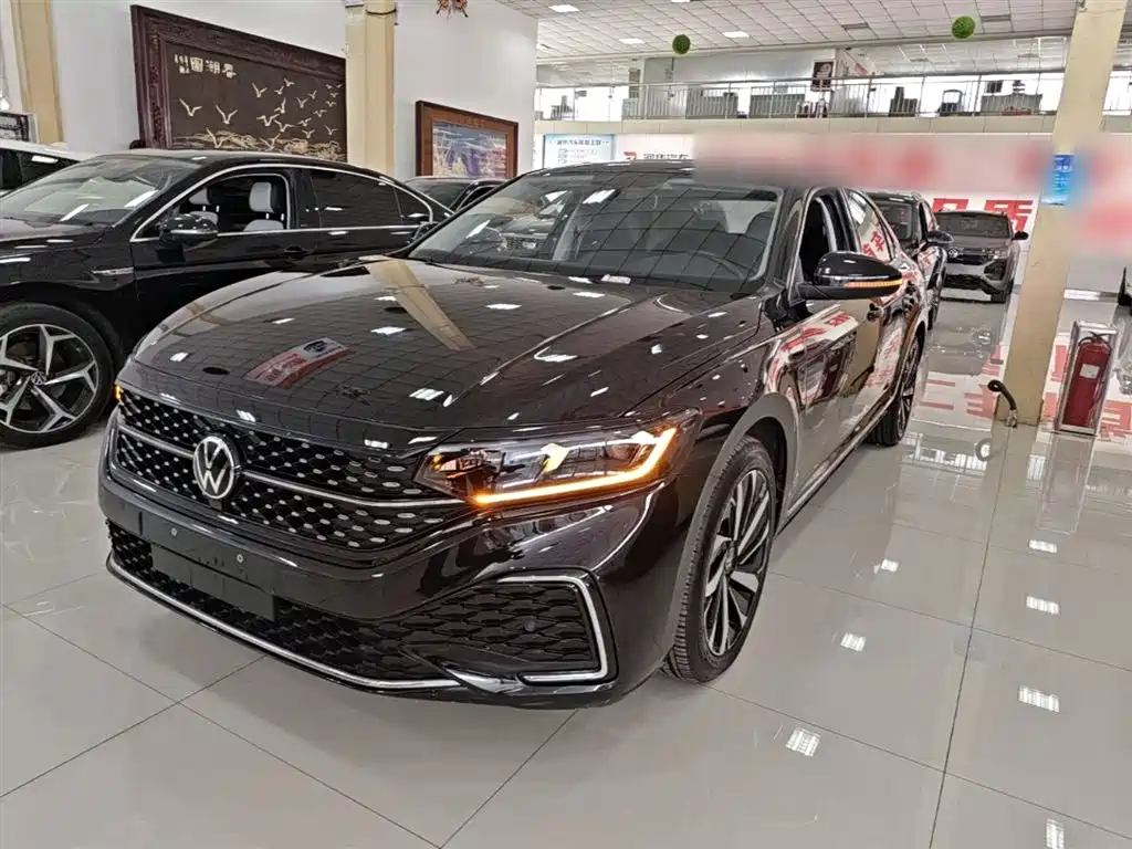 Volkswagen Passat 2022 330TSI Starlight Elite Edition