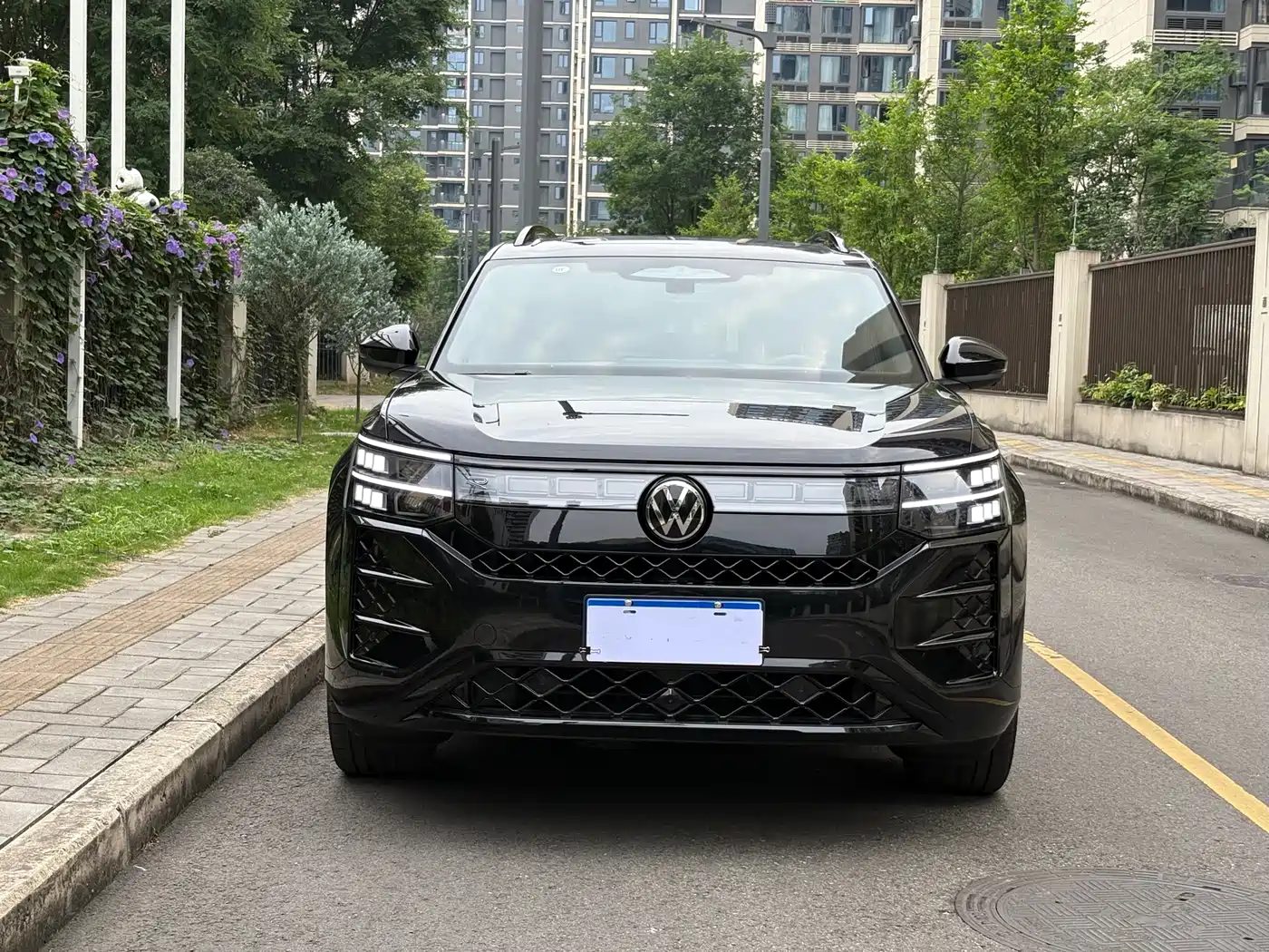Volkswagen Teramont 2026 Teramont Pro 450TSI 4WD Summit Edition фото 2