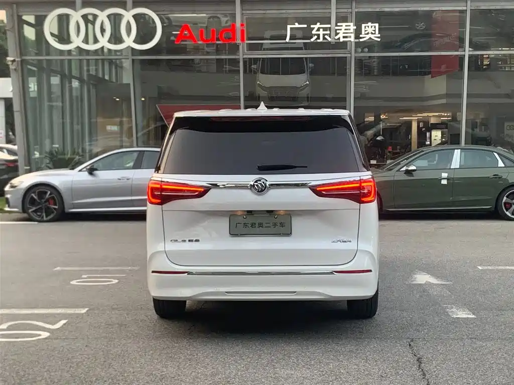BUICK GL8