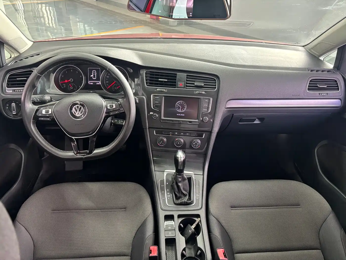 Volkswagen Golf 2017 230TSI Auto Comfort Millionth Anniversary Edition фото 8
