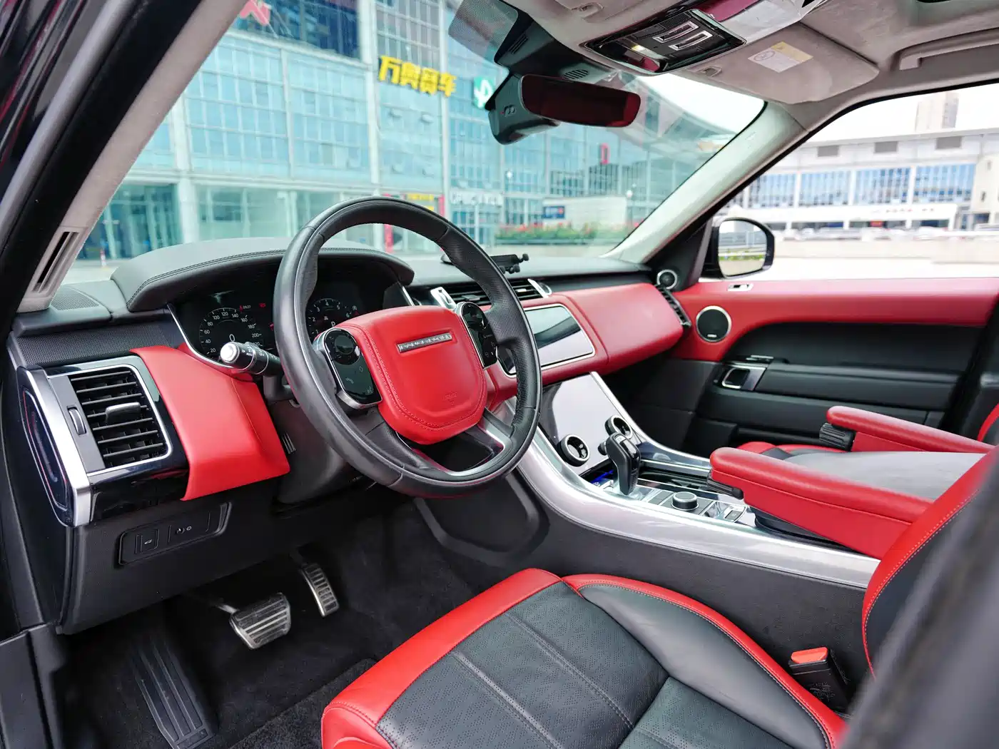 Land Rover Range Rover Sport 2018 3.0 SC V6 Fashion Genesis DYNAMIC фото 10