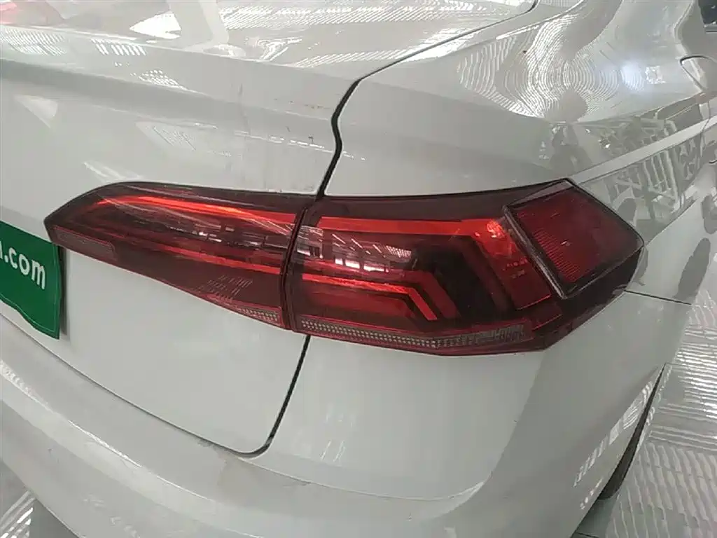 Volkswagen Bora 2020 1.5L Automatic Comfort фото 8