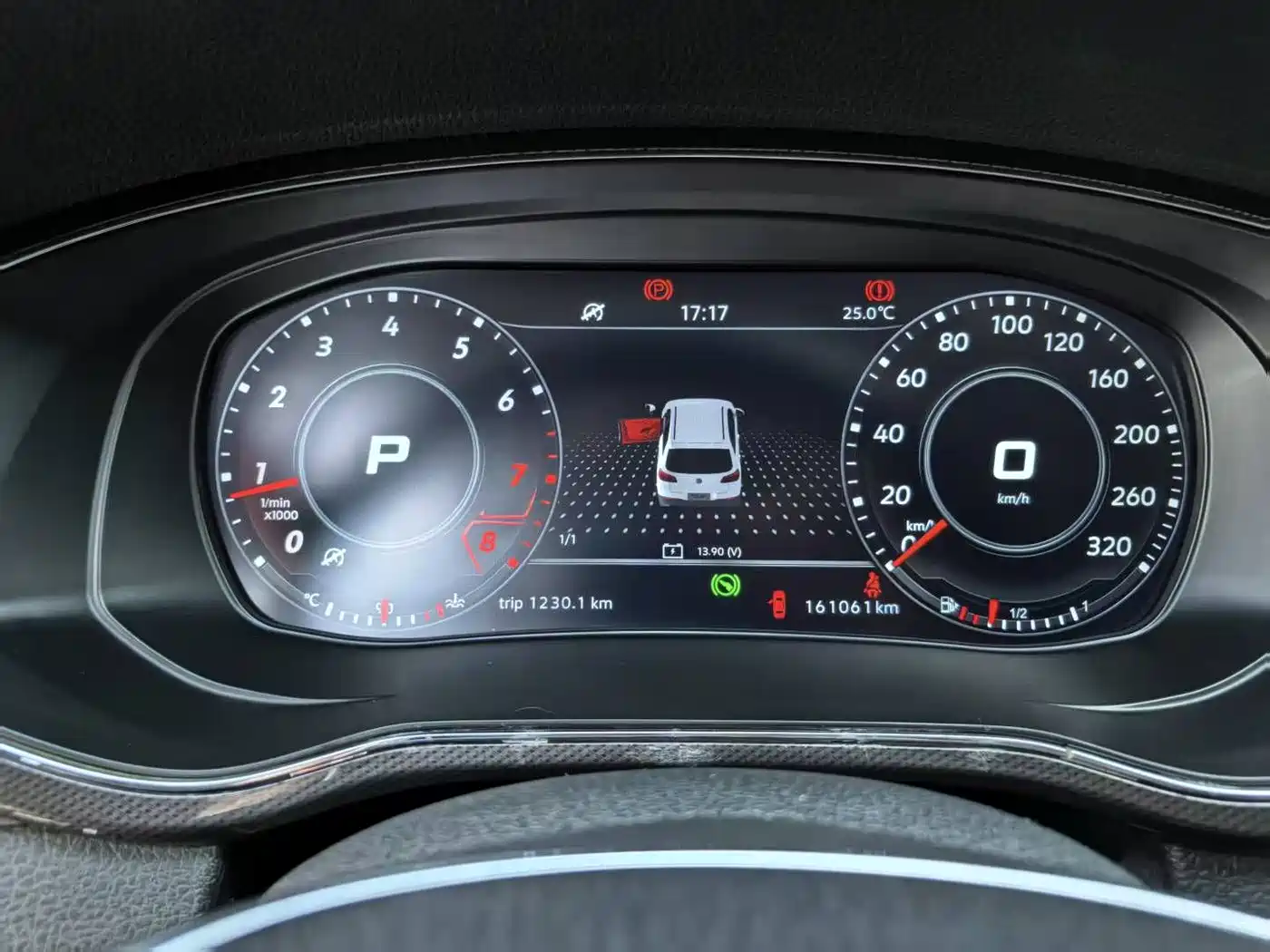 Volkswagen Passat 2016 330TSI DSG Executive Edition фото 6