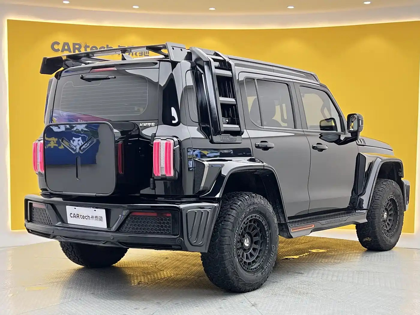 Crossboundary Auto Co-created Tank 300 2024 2023 2.0T Cyber Knight
