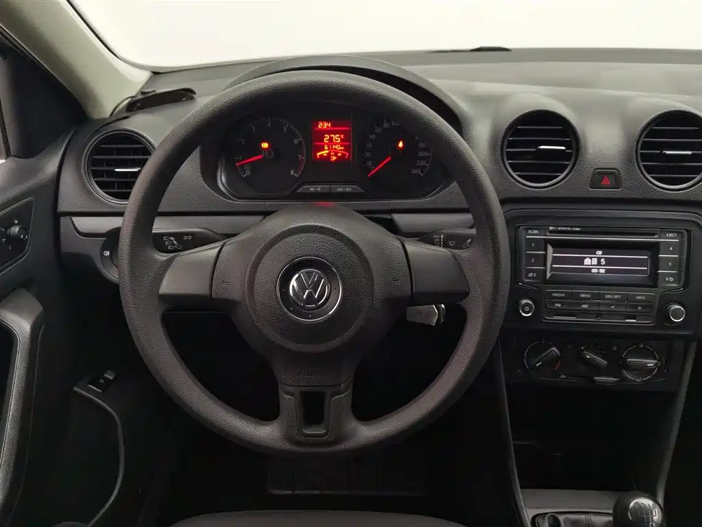 Volkswagen Jetta 2015 Value Edition 1.6L Manual Fashion фото 11
