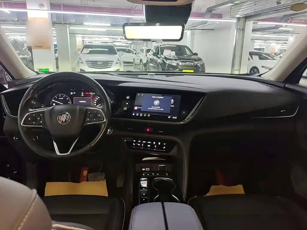 Фото 10 - Buick Envision Plus