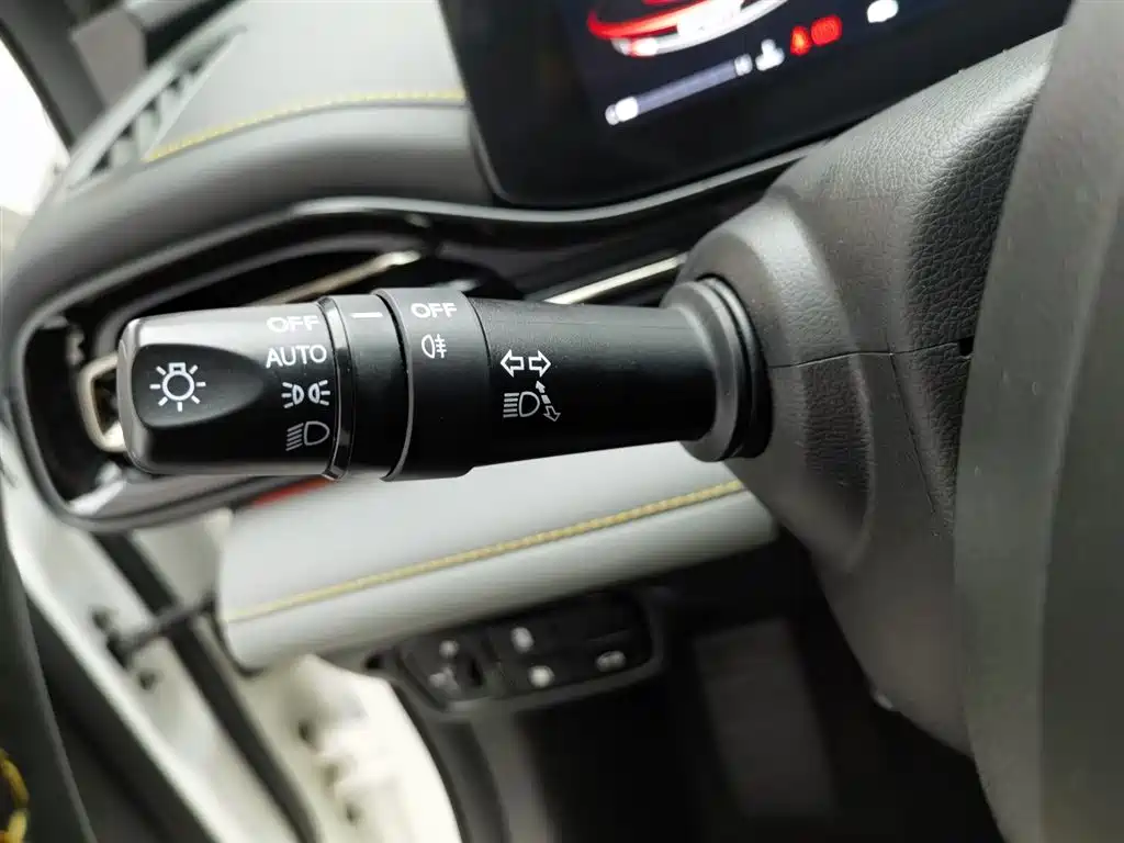 GAC Trumpchi Trumpchi Emkoo 2021 270T DCT J16 Edition фото 21