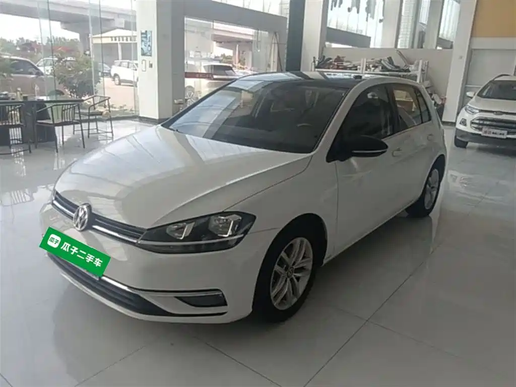 Volkswagen Golf 2018 230TSI Automatic Comfort фото 2