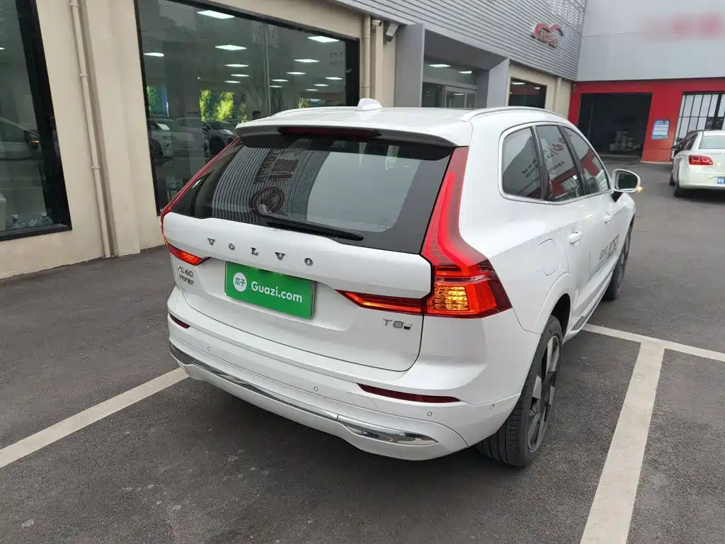 Volvo XC60 Plug-in Hybrid 2024 2025 Plug-in Hybrid Long Range AWD Zhiya Luxury Edition